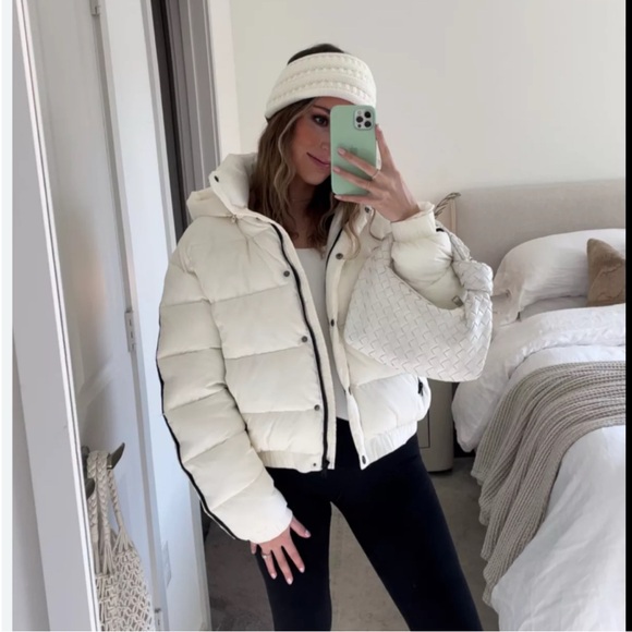 New Rare ALO Aspen Love Puffer Jacket - Picture 3 of 16